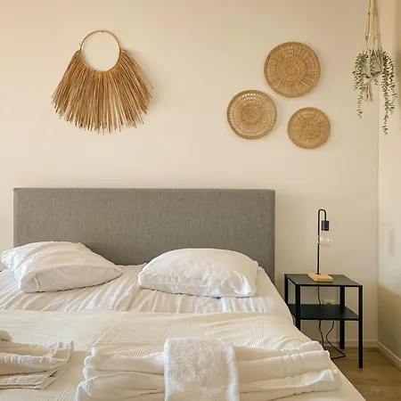 Lovely In Oud Beijerland Nyaraló *