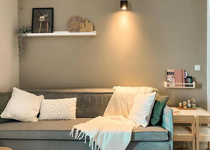 Lovely In Oud Beijerland Tatil Evi Zuid-Beijerland